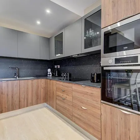 2br Apt, 2 Ensuite Baths, Sea Views, 3 Min To * 斯利马