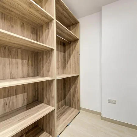 2br Apt, 2 Ensuite Baths, Sea Views, 3 Min To 公寓 斯利马