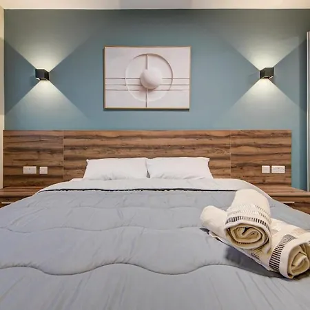2br Apt, 2 Ensuite Baths, Sea Views, 3 Min To 斯利马